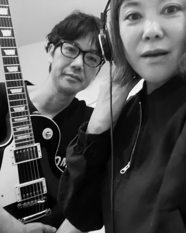 かの 香織さん(@caoli_cano_official )とレコーディング。僕は本当に大ファンで、ご一緒できる日が来るなんて想像もしてなくて、別の世界線に迷い込んだような1日でした。😊

この曲のリリースに関しては後日、、

かのさんには、ソロ作に加え「COCU」名義の作品があり、アンビエントの超名作。リリース当時、僕のヘビーローテーションでした。残念ながら配信に乗ってないので、現在、なかなか聞く機会が限られてますが、「セッションファイルどこかあるかも」とのことなので、「見つけてください！」とお願いしました。

I had a recording session with Caori Cano. I’m such a huge fan of hers that I never imagined a day would come when we’d work together. It felt like I’d wandered into some alternate universe. 😀

More details about the release of this track will be shared later…

In addition to her solo work, Caori also released music under the name "COCU" — a truly legendary ambient masterpiece. Back when it came out, I had it on heavy rotation. Unfortunately, it’s not available on streaming services now, so it's pretty hard to come by. But she mentioned, “I might still have the session files somewhere,” so I begged her, “Please find them!”